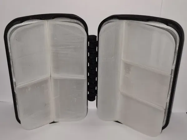 Pill storage box for travel