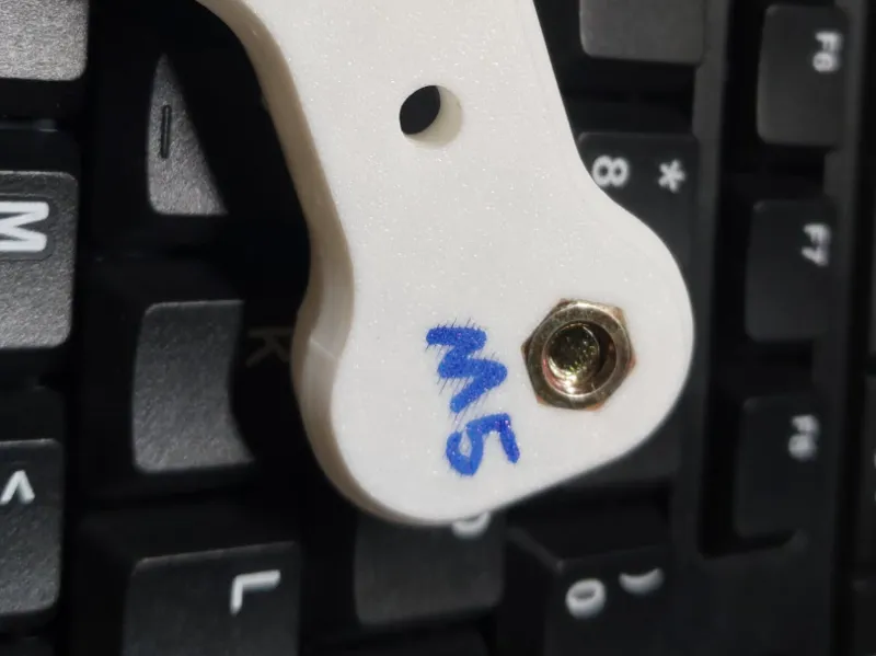 IKEA Skadis 墙挂载 & 连接系统  改六角螺帽