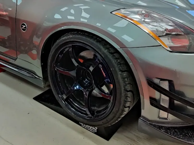 Nissan 350Z - 380RS Style Fender Flare - LF