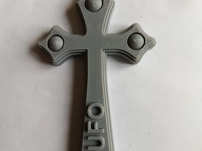 Kreuz_UFO