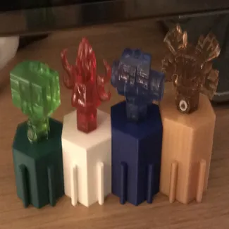 Skylanders trap team key holder to put together