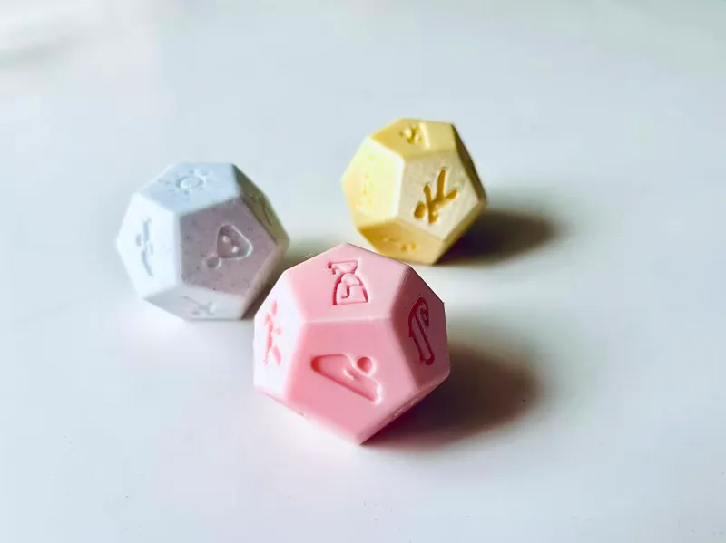 12 面低能量行动骰