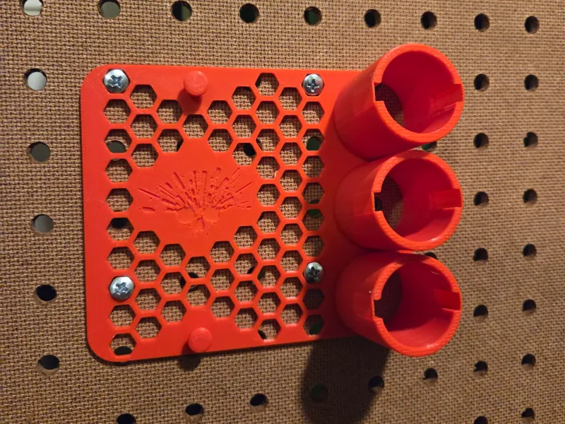 Milwaukee M4 Wallhanger