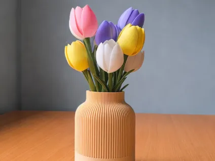 Japandi vase