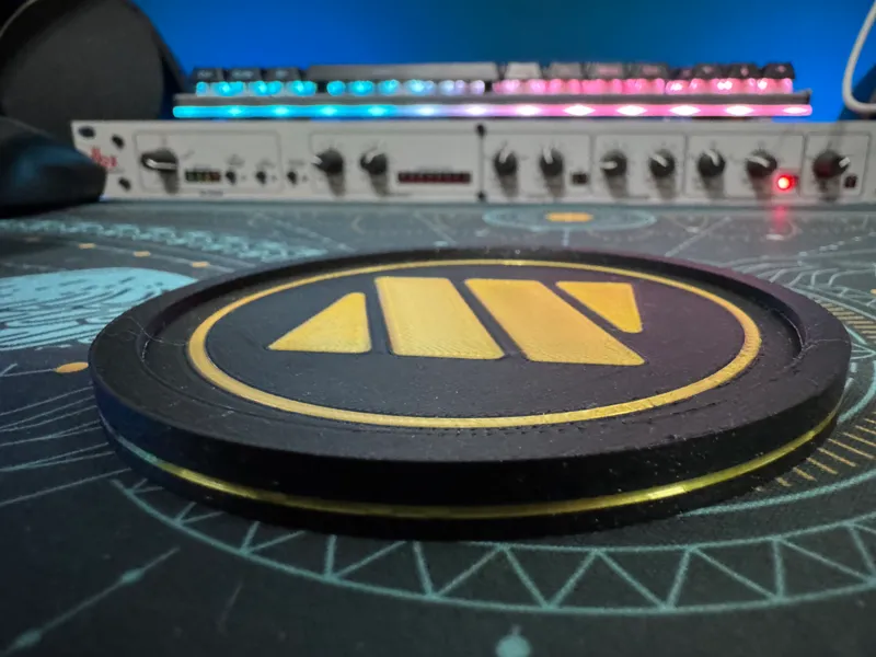 decorative coaster with rings