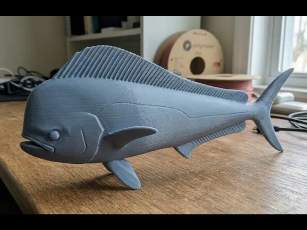 Statuette de poisson mahi-mahi