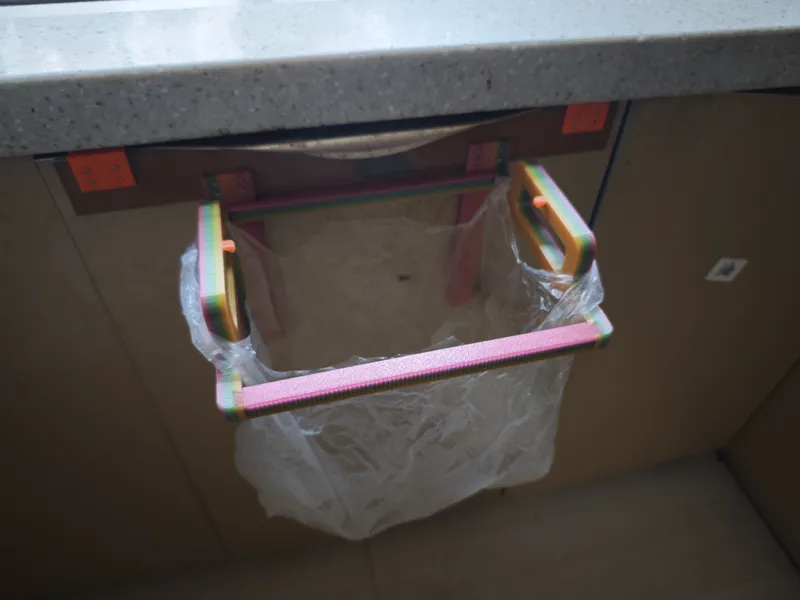 厨房柜门垃圾袋适用于大多数柜门