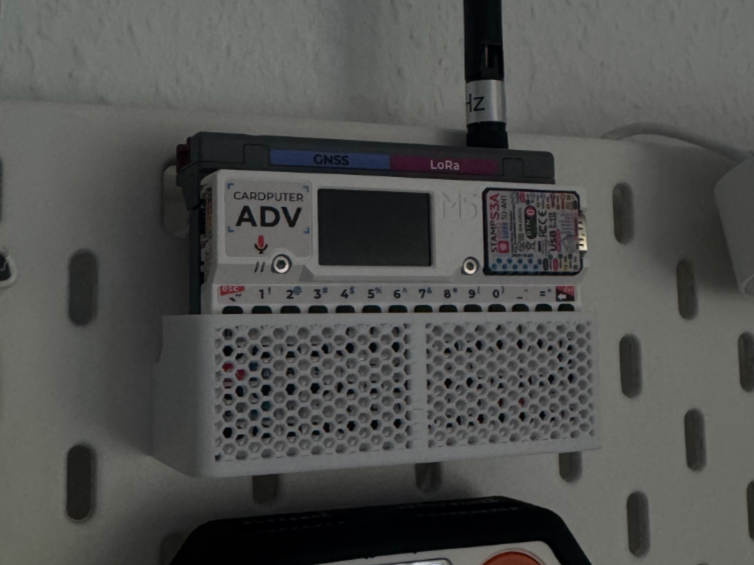 M5Stack Cardputer mount for SKÅDIS pegboard