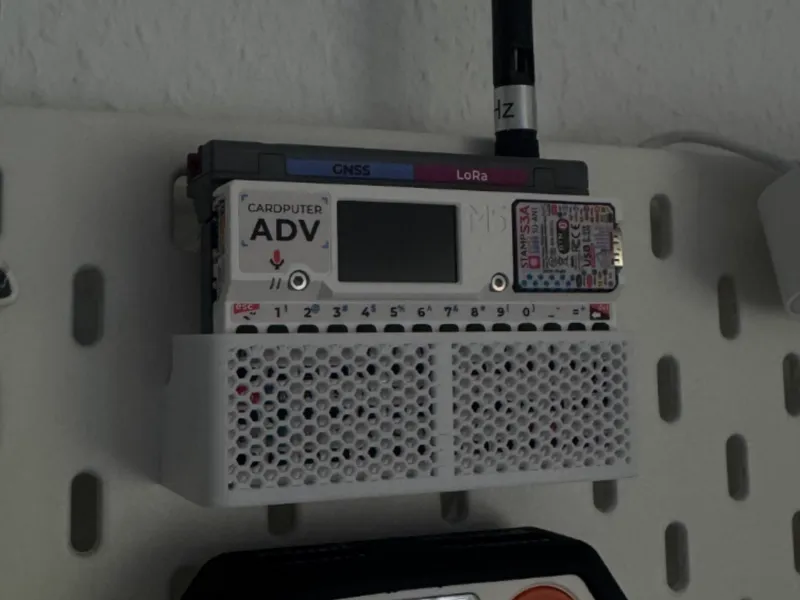 M5Stack Cardputer mount for SKÅDIS pegboard