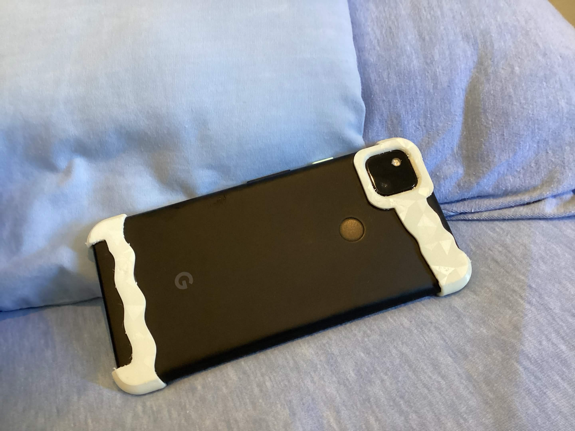 Pixel 4a frameless case