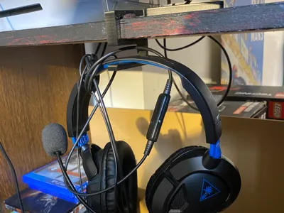 headphone holder for furniture