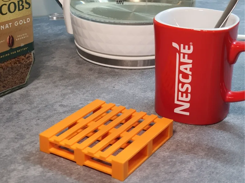 Pallet-Style Drink Coaster