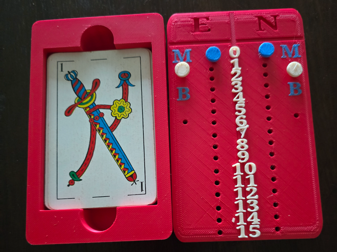 Caja de Cartas con anotador de Truco