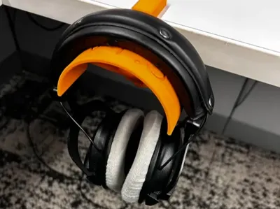 Desk mounted headphone hanger