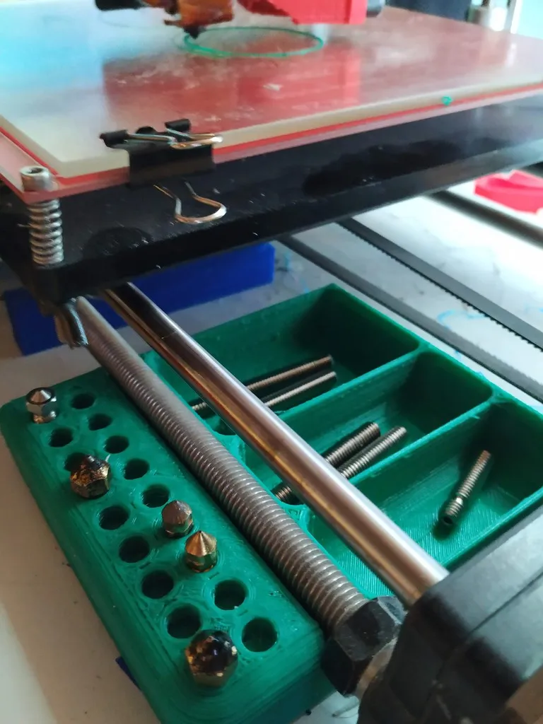 Under-bed Tray - Nozzle and Barrel Organizator
