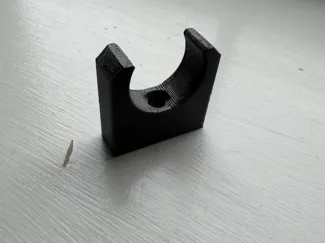 20mm pipe or cable bracket