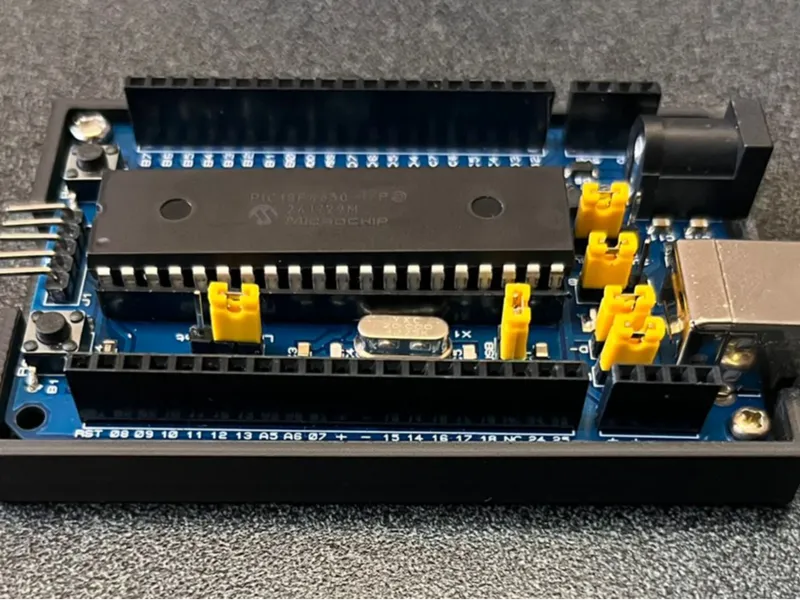Base para microcontrolador PIC18F4550