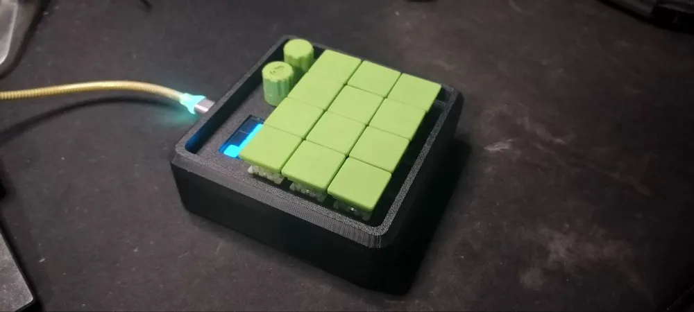 DIY Handwired 4x3 Macropad with OLED & Encoders v2 - Free 3D Print ...