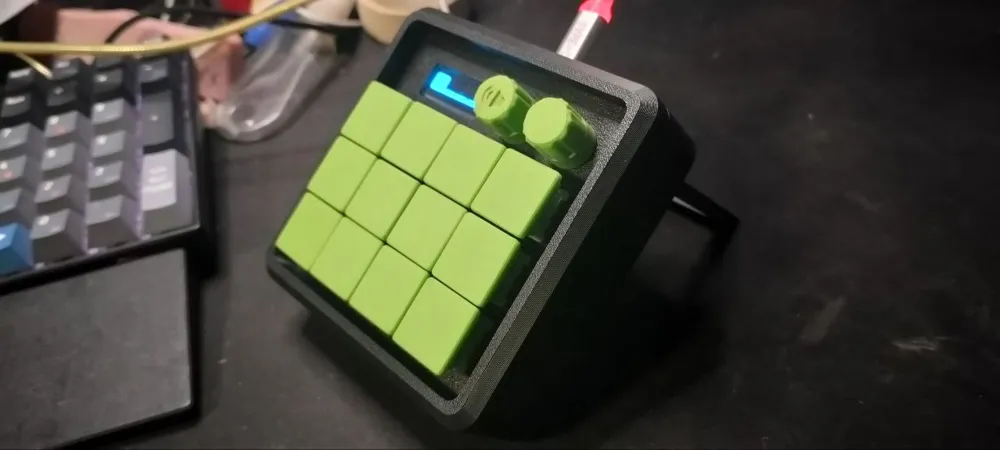 DIY Handwired 4x3 Macropad with OLED & Encoders v2 - Free 3D Print ...