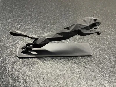 Geometric Panther – Dynamic Leap Edition