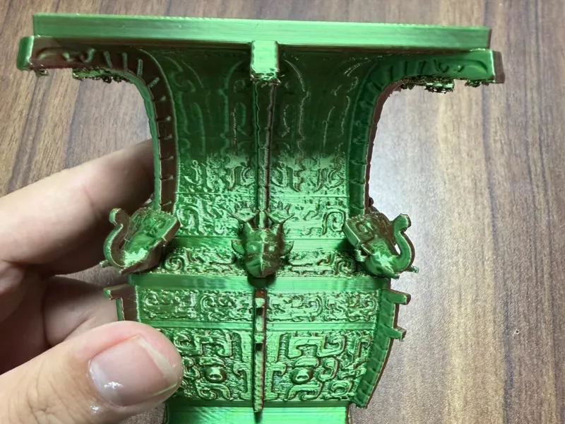 亚丑方尊摆件笔筒