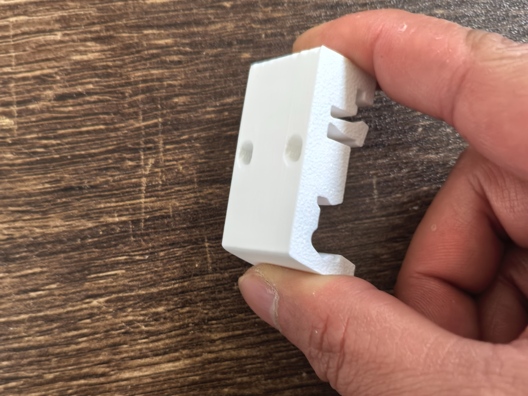 2V025电磁阀加装可导轨安装的底座