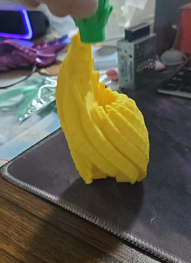 伸缩菠萝