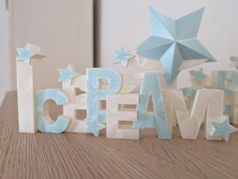 Icebeam Schriftzug Dekoration