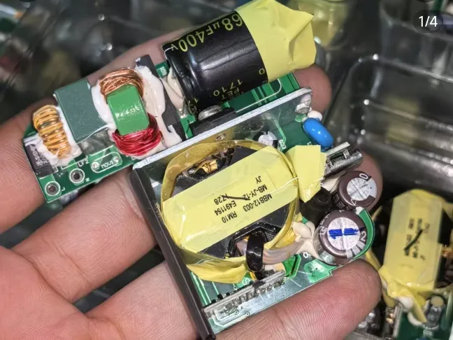 瓶多多老五家的 pd45w 外壳  免螺丝版本