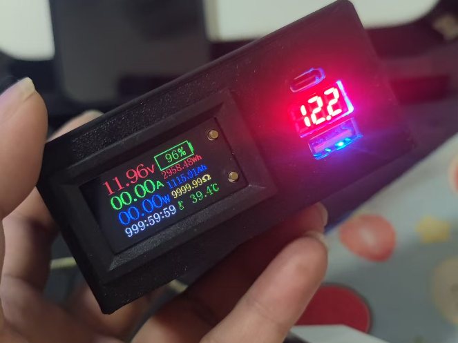 老五家pd100w车载充电器改桌面充电桩