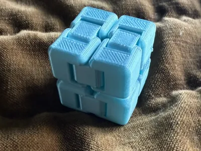 Cube fidget