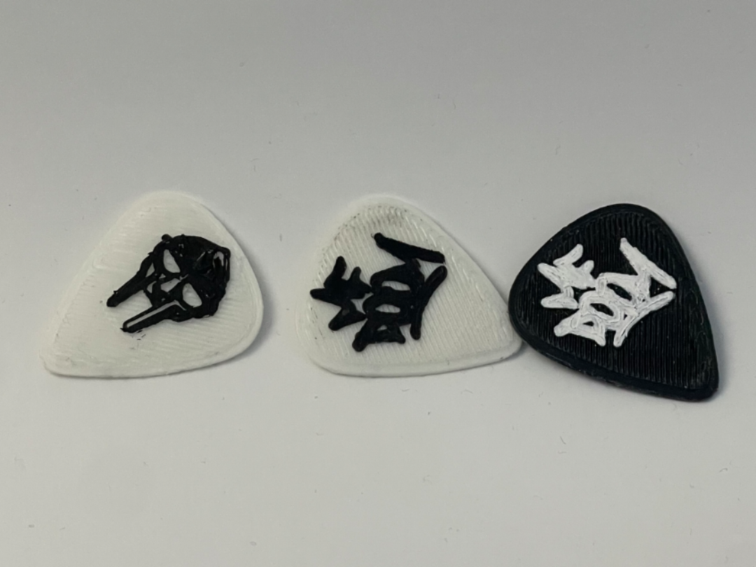 MF DOOM Plektrum