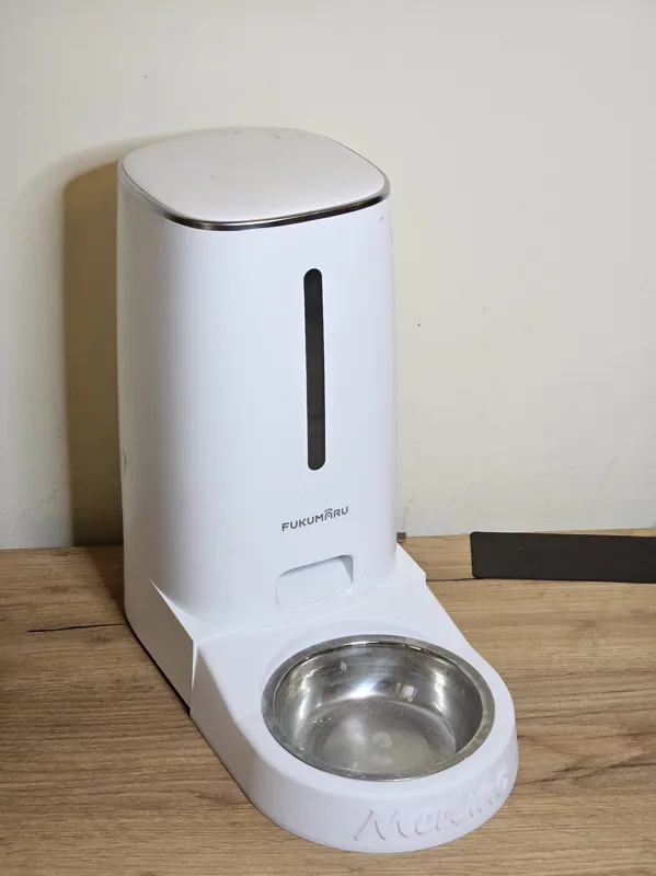 FUKUMARU Automatic Cats Feeder bowl holder