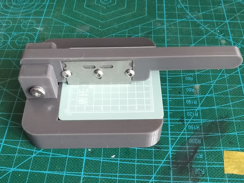 模型胶板切割器