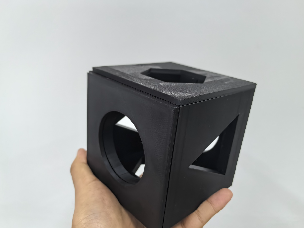 磁吸三投影模型