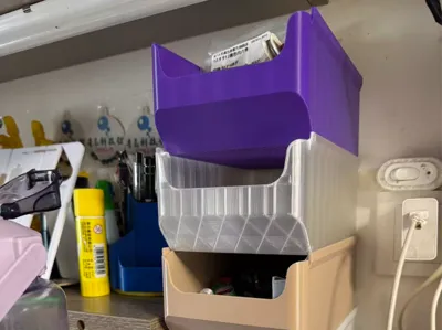 Truly practical Stackable Box, material-saving, time-saving, quick to deploy