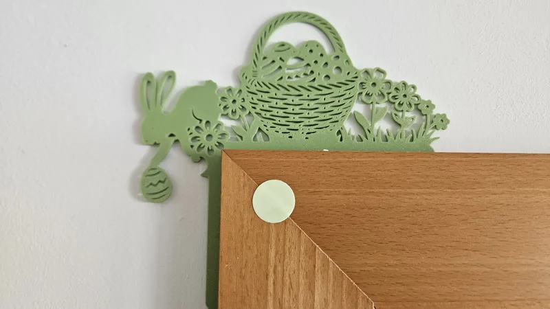 Easter Bunny & Egg Basket - Door Decoration