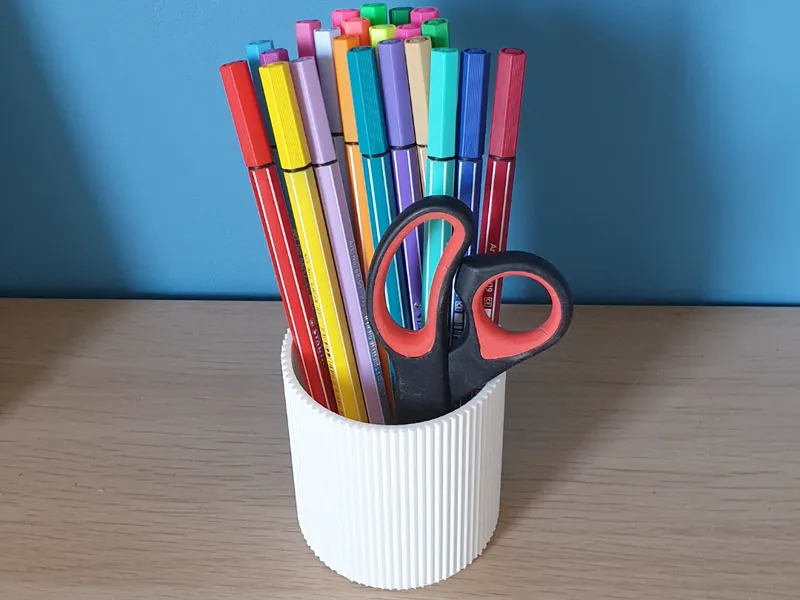 Pot de fleur/stylo/vase à sillons