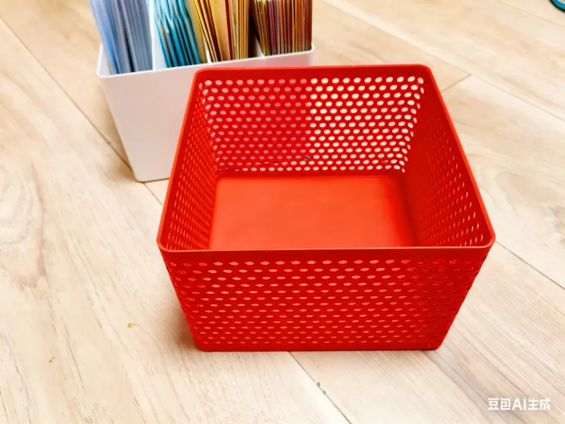 边缘平整可堆叠收纳盒 178mm×178mm×120mm（加厚-镂空）