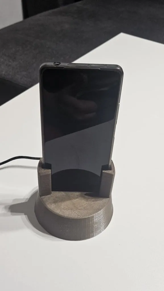 Charging dock for Poco F5 phone