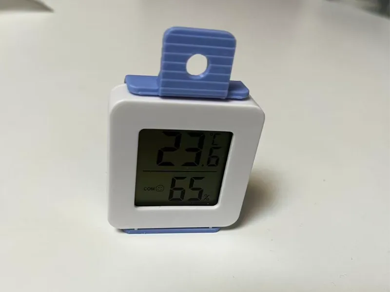 封箱温湿度计安装支架