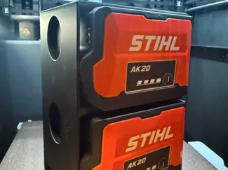 Stihl Ak 20 Halterung für 2 Akkus