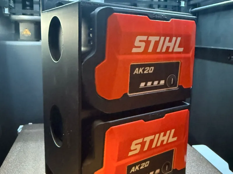 Stihl Ak 20 Halterung für 2 Akkus