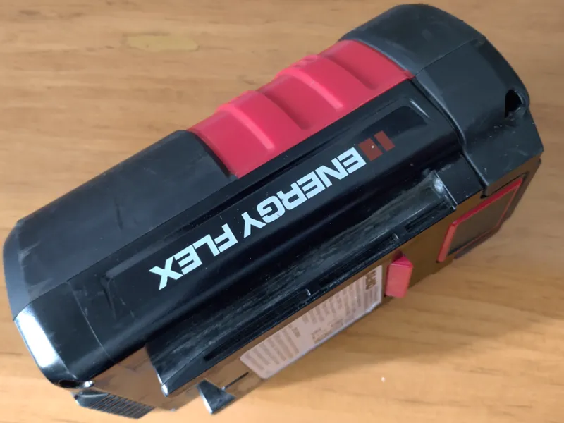 AL-KO 42V battery wall mount