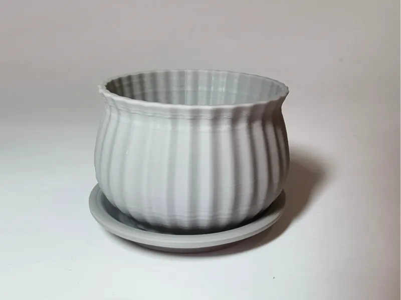 简约条纹花盆