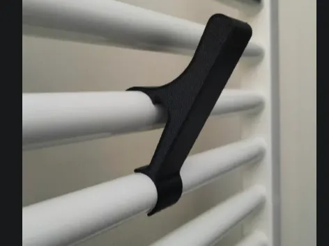 Bathrobe bracket
