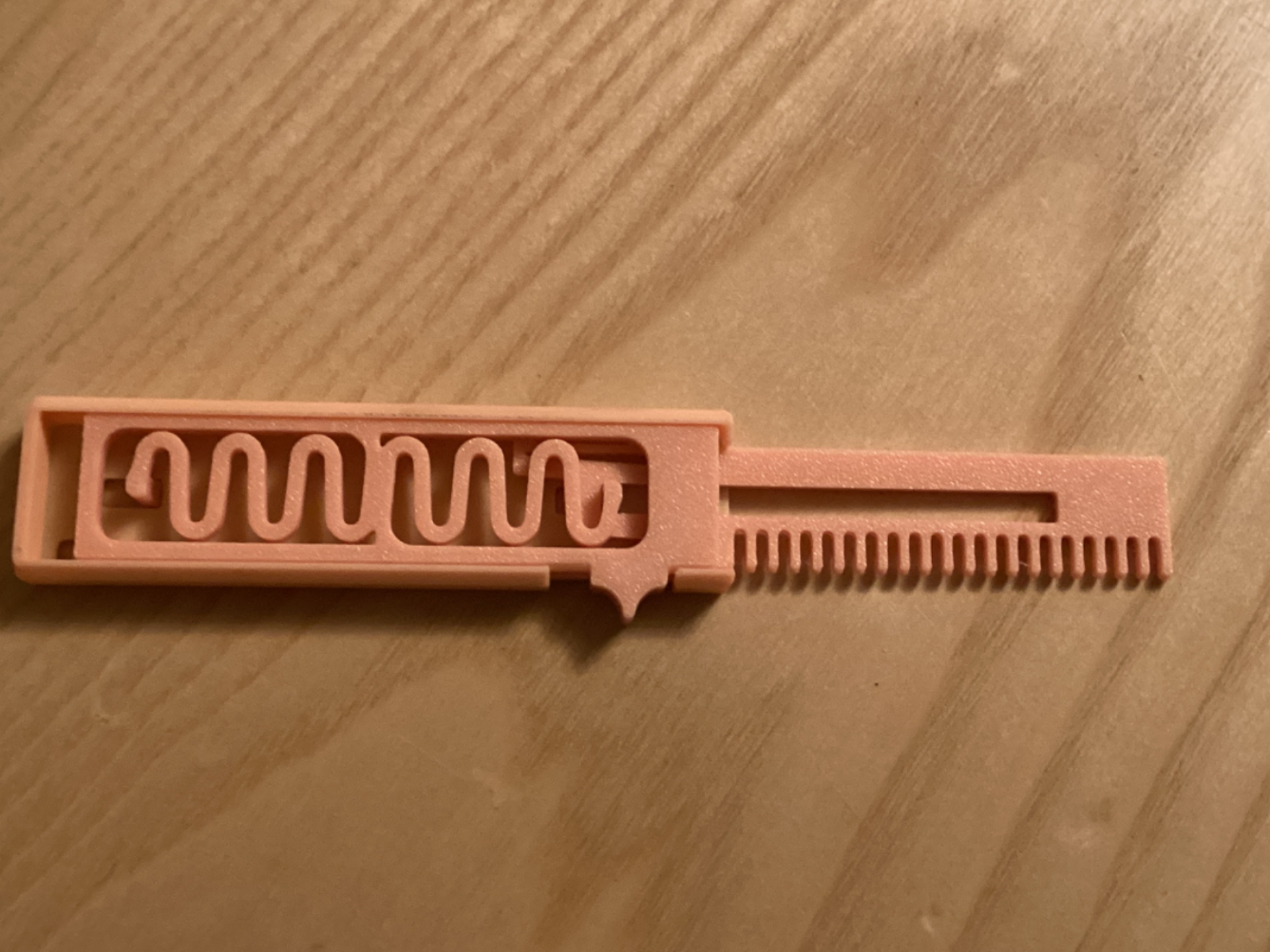 Comb knife left handed