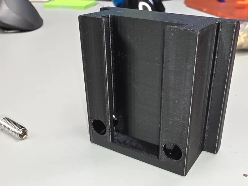 GCX Channel Mount for Humidifier 