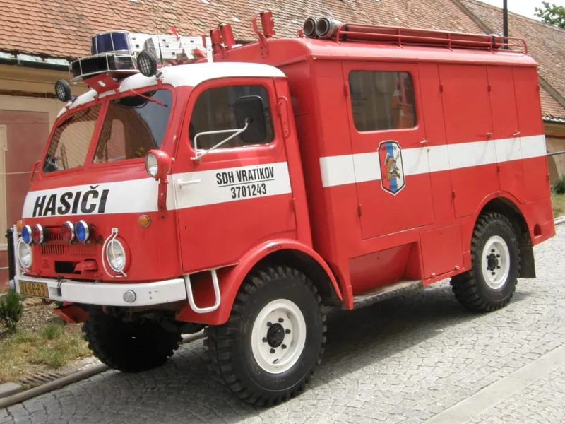 Tatra 805 - hasiči