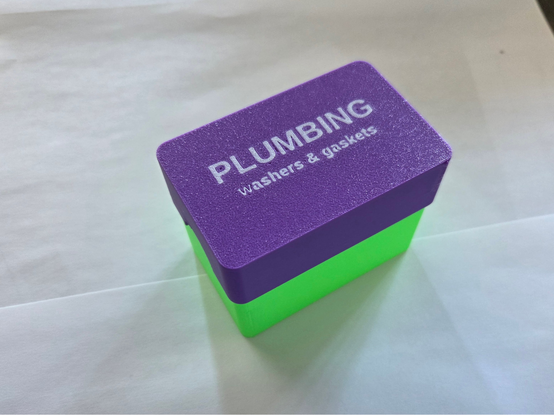 Parametric Storage Box Generator with Lid and Text